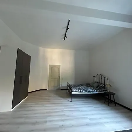 Ebu 2 Apartment *